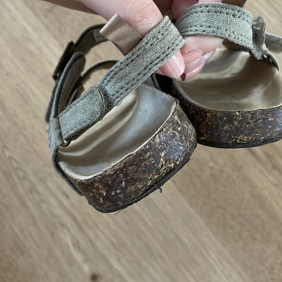 Oshkosh Sandals - Picture 2 of 2